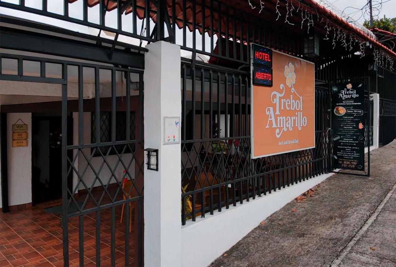 אסקזו Trebol Amarillo Bed & Breakfast מראה חיצוני תמונה